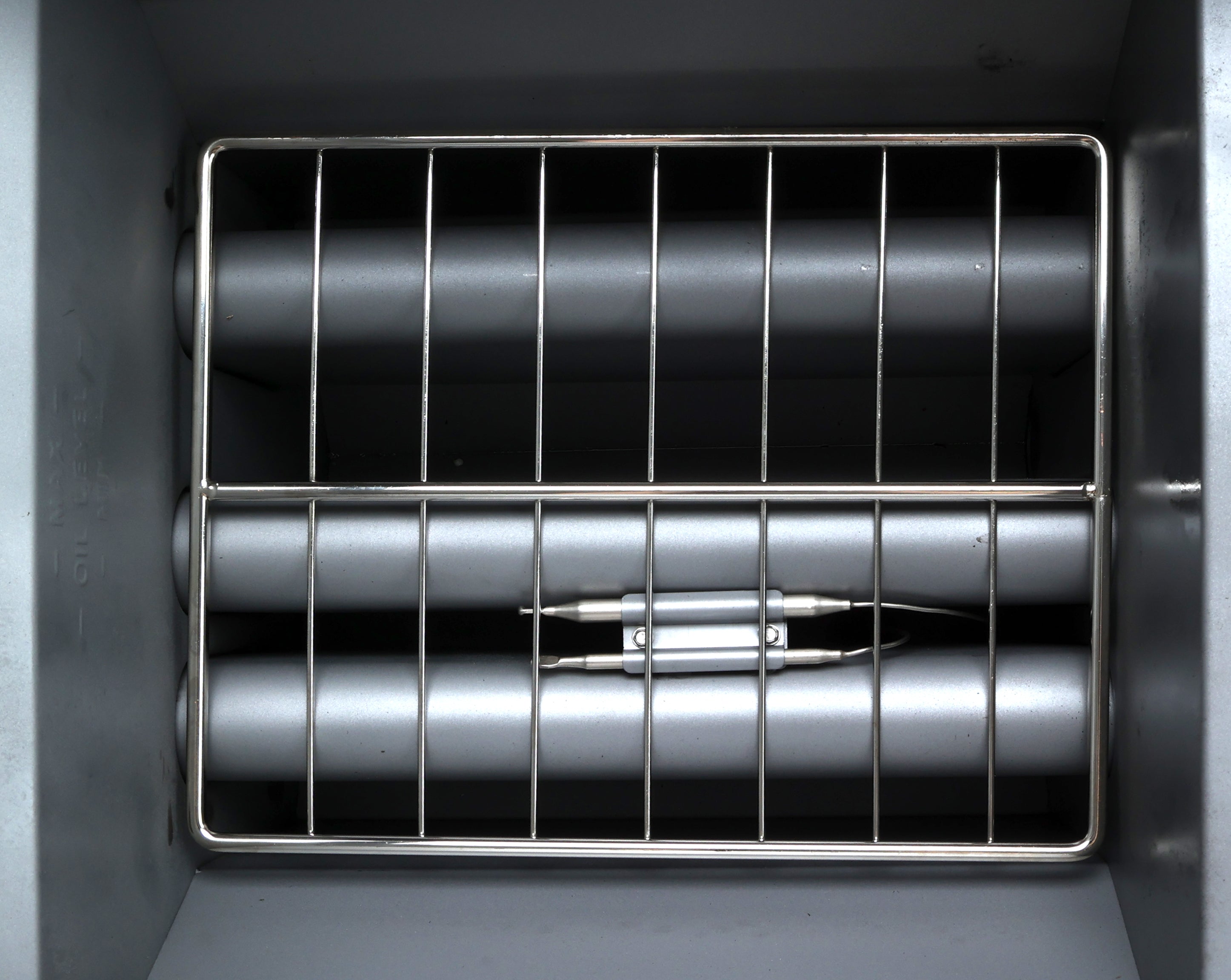 35 lb. Natural Gas Commercial Stainless Steel Floor Fryer - 70,000 BTU ENERGY STAR®